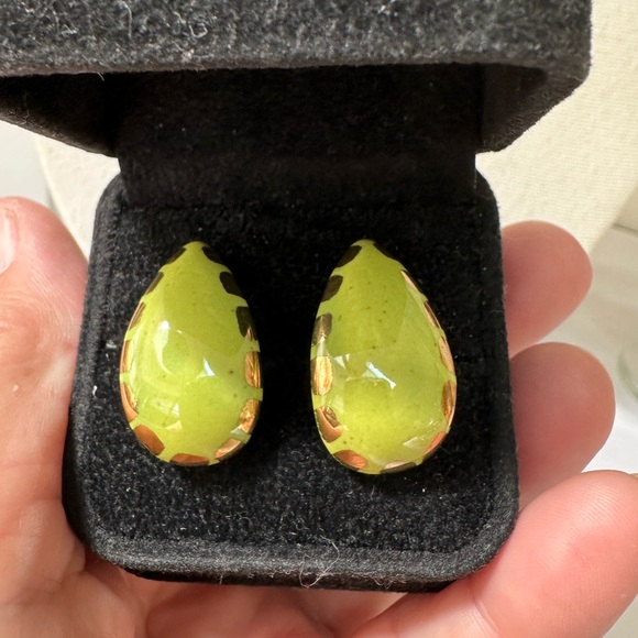 Two pair of vintage green earrings - Picture 3 of 6